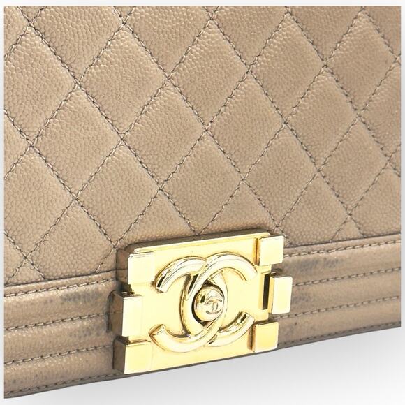 Medium Boy Flap Bag Quilted Caviar Leather Beige Authentic - Picture 11 of 16